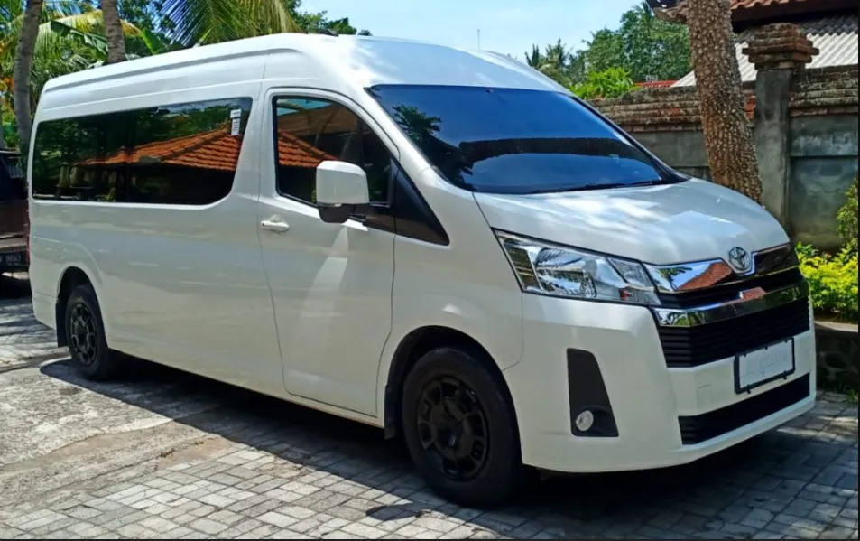 Tour Bandung dengan Hiace